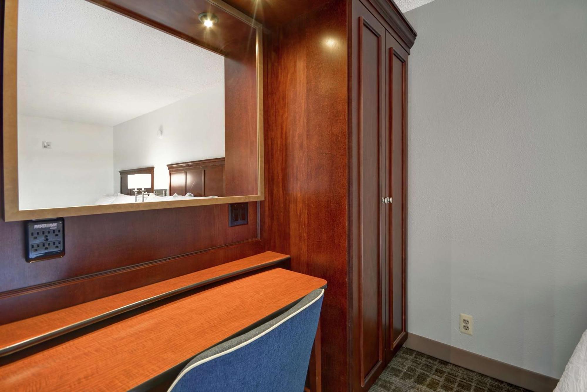 Hampton Inn Detroit Madison Heights South Troy Εξωτερικό φωτογραφία