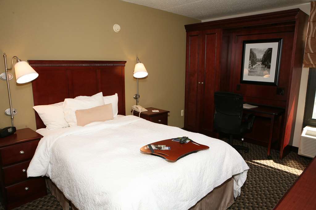 Hampton Inn Detroit Madison Heights South Troy Δωμάτιο φωτογραφία